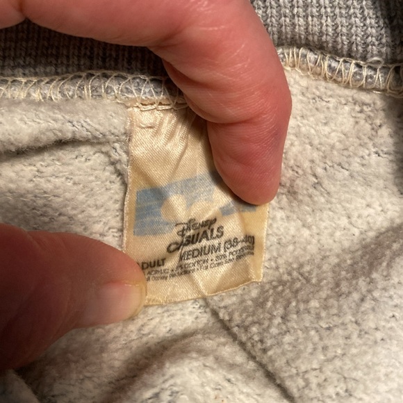 Mickey Mouse sweatshirt - Picture 6 of 6